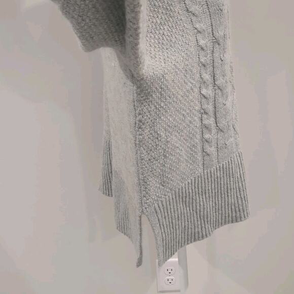 GAP Womens M Chunky Cable Knit Turtleneck Sweater Gray Oversized Wool Alpaca - Picture 7 of 13